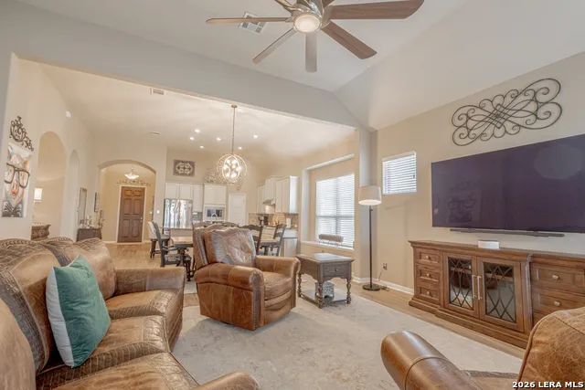 832 Silver Fox Cibolo, TX 78108