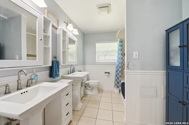 429 DRIFTWIND DR Windcrest, TX 78239