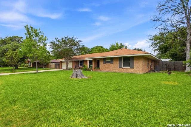 429 DRIFTWIND DR Windcrest, TX 78239