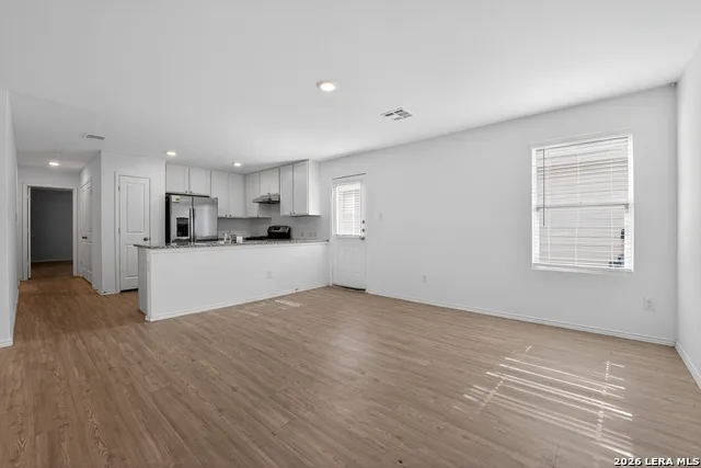 5933 Antonio Pl Seguin, TX 78155