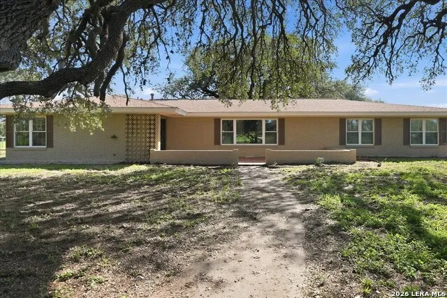 955 S HIGHWAY 37 ACCESS George West, TX 78022