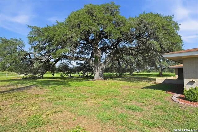 955 S HIGHWAY 37 ACCESS George West, TX 78022