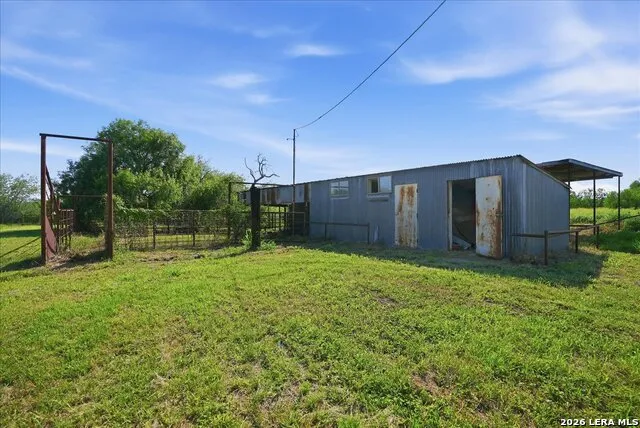 955 S HIGHWAY 37 ACCESS George West, TX 78022