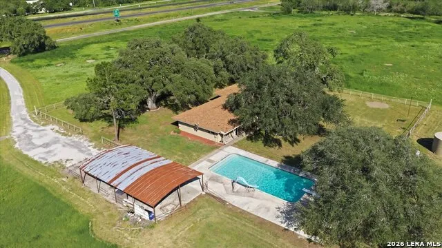 955 S HIGHWAY 37 ACCESS George West, TX 78022