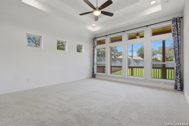 8647 GLASS GEM DR San Antonio, TX 78249