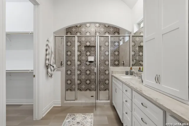 8647 GLASS GEM DR San Antonio, TX 78249