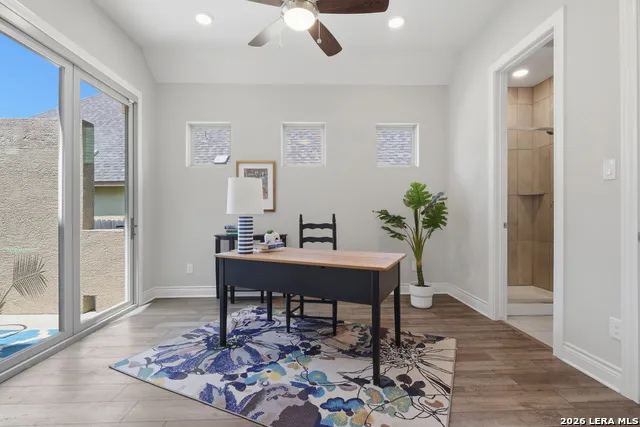 8647 GLASS GEM DR San Antonio, TX 78249