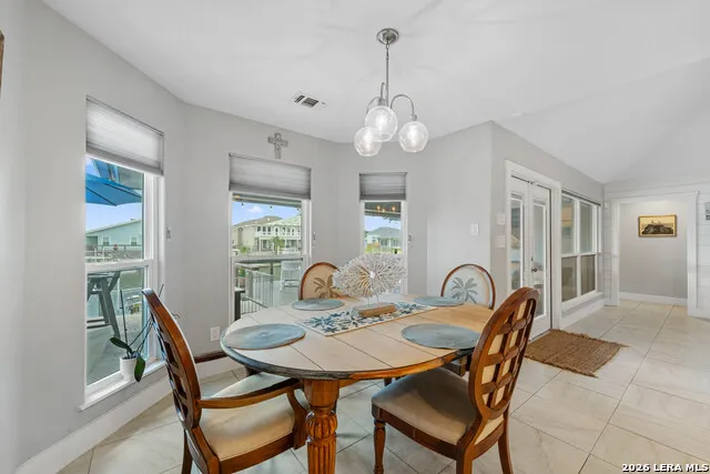 126 SEA VIEW DR Aransas Pass, TX 78336