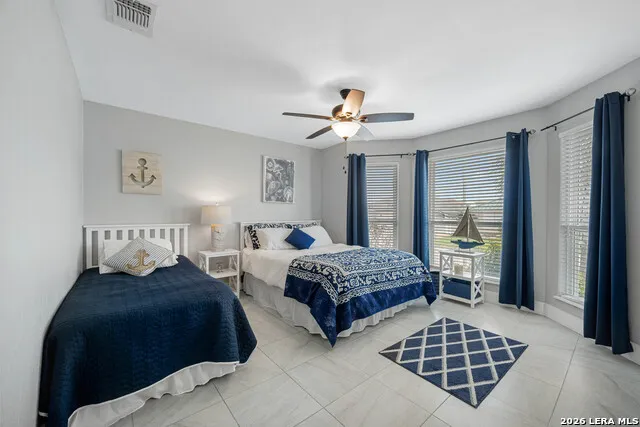 126 SEA VIEW DR Aransas Pass, TX 78336