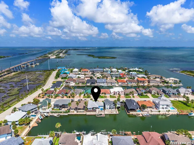 126 SEA VIEW DR Aransas Pass, TX 78336