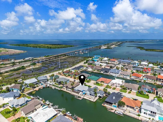 126 SEA VIEW DR Aransas Pass, TX 78336