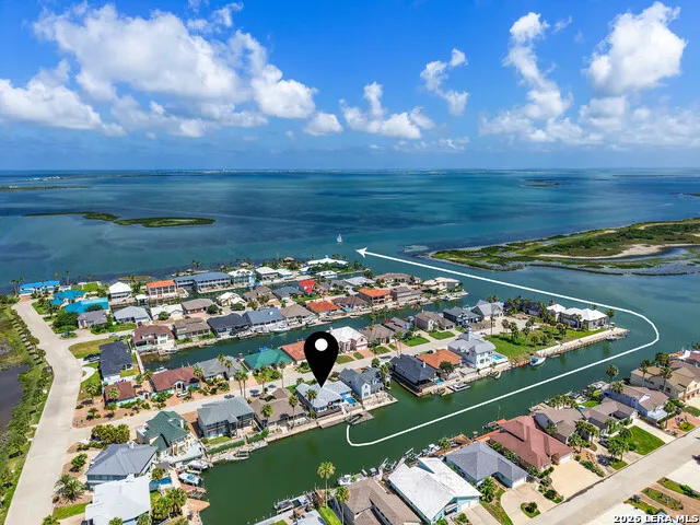 126 SEA VIEW DR Aransas Pass, TX 78336