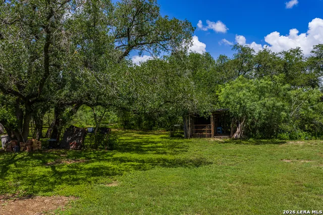 502 S ORANGE ST Sabinal, TX 78881
