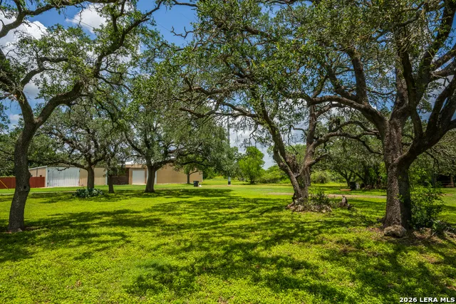 502 S ORANGE ST Sabinal, TX 78881