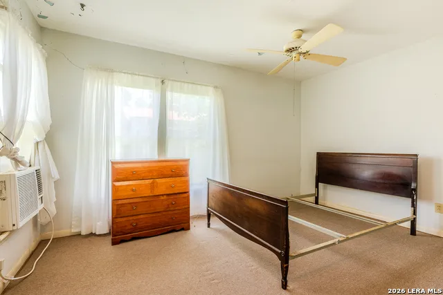 502 S ORANGE ST Sabinal, TX 78881
