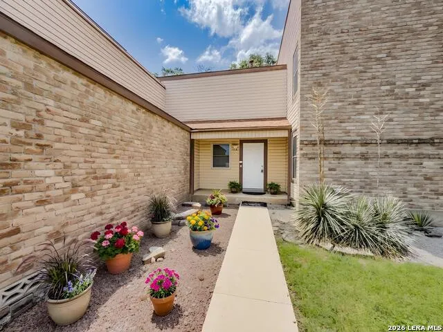 8507 TIMBER CREST ST San Antonio, TX 78250