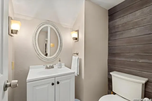 8507 TIMBER CREST ST San Antonio, TX 78250