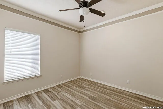 5910 Bayou Bnd Windcrest, TX 78239