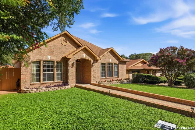 5910 Bayou Bnd Windcrest, TX 78239