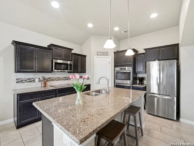 235 Valley Forge Pleasanton, TX 78064