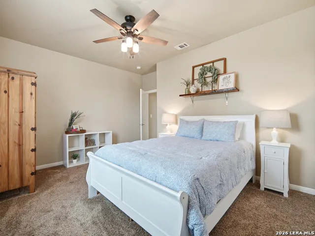 235 Valley Forge Pleasanton, TX 78064