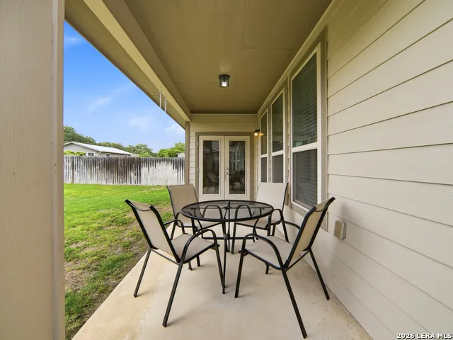 235 Valley Forge Pleasanton, TX 78064