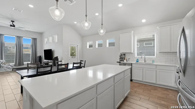 6324 Black Butte Schertz, TX 78108