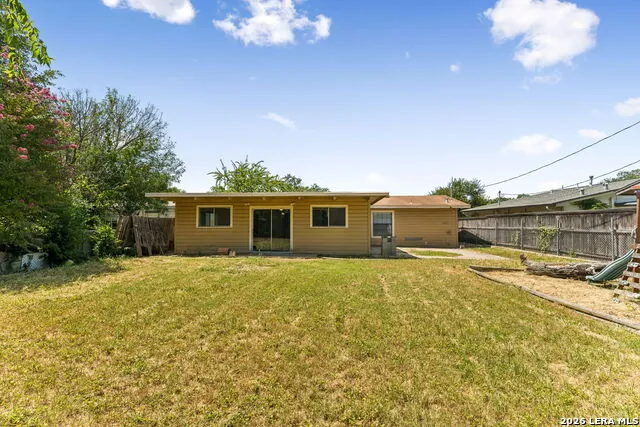 835 Lovera Blvd San Antonio, TX 78201