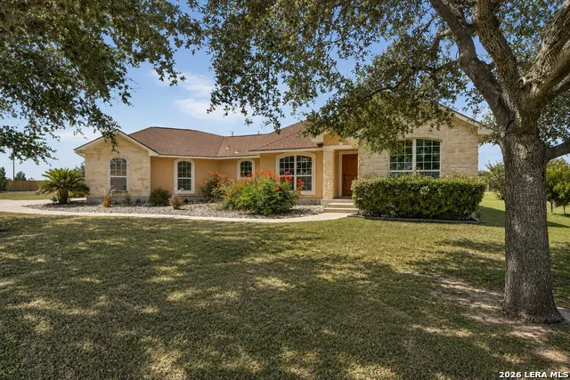 15815 White Cap Dr Lytle, TX 78052