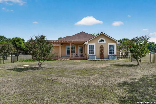 15815 White Cap Dr Lytle, TX 78052