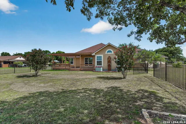 15815 White Cap Dr Lytle, TX 78052