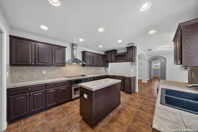 15815 White Cap Dr Lytle, TX 78052