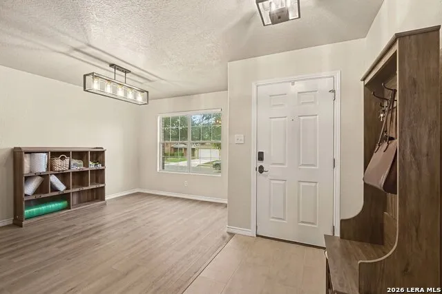 137 Goldenrod Cibolo, TX 78108