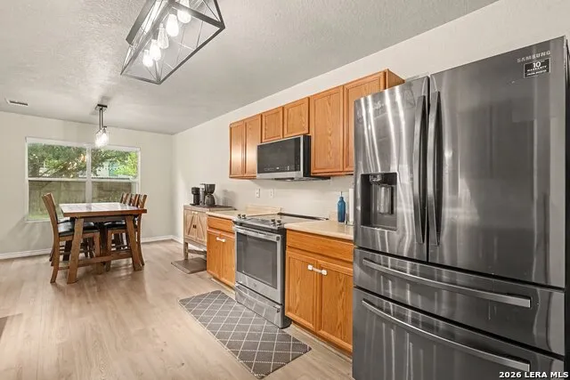 137 Goldenrod Cibolo, TX 78108