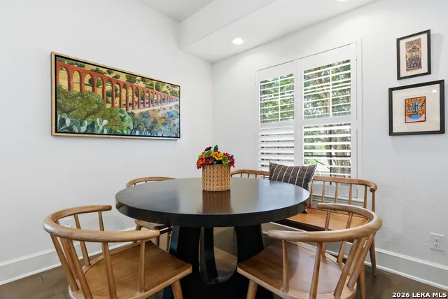 208 Grandview #UNIT 5 Alamo Heights, TX 78209