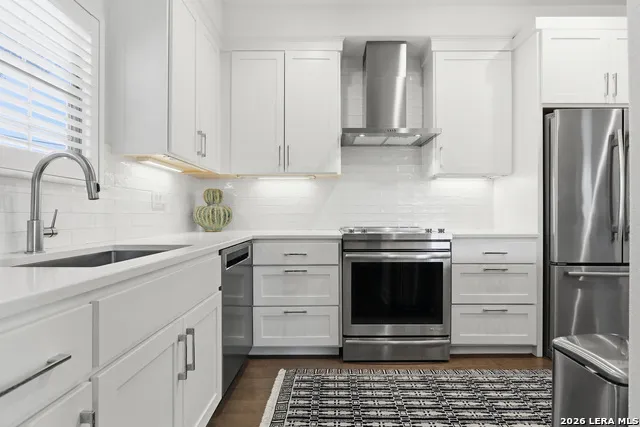 208 Grandview #UNIT 5 Alamo Heights, TX 78209