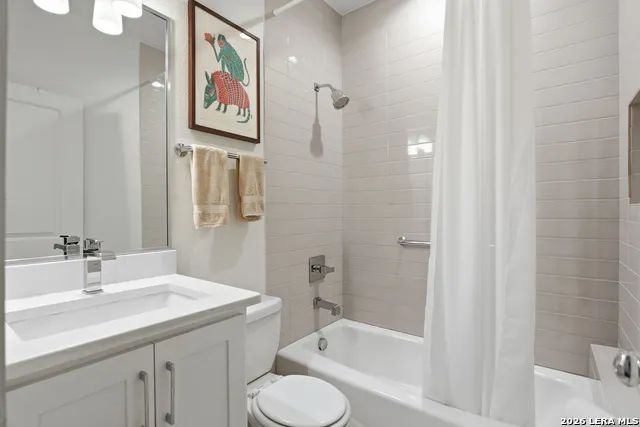 208 Grandview #UNIT 5 Alamo Heights, TX 78209