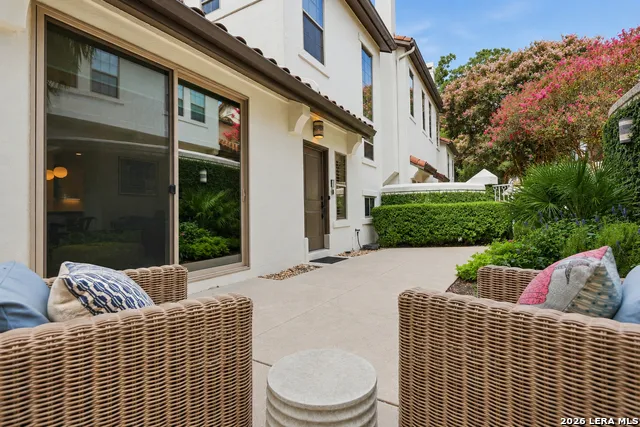 208 Grandview #UNIT 5 Alamo Heights, TX 78209