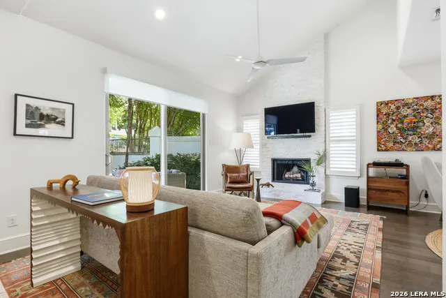 208 Grandview #UNIT 5 Alamo Heights, TX 78209