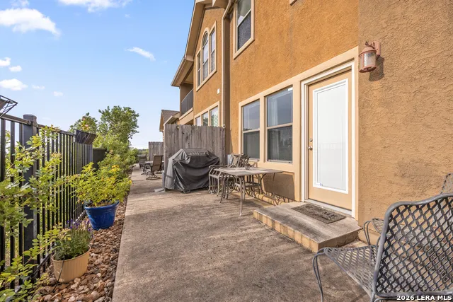 8250 Cruiseship Bay #UNIT 1104 San Antonio, TX 78255
