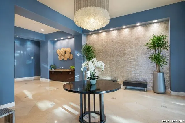 215 CENTER ST #1205 San Antonio, TX 78202