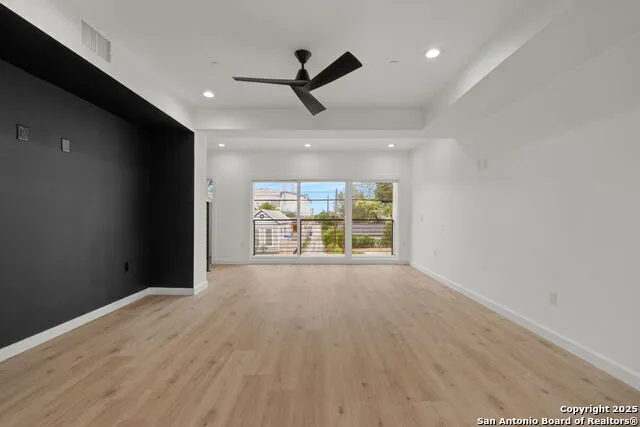 308 S Mesquite St #101 San Antonio, TX 78203