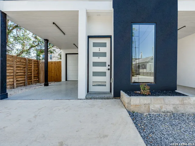 308 S Mesquite St #101 San Antonio, TX 78203