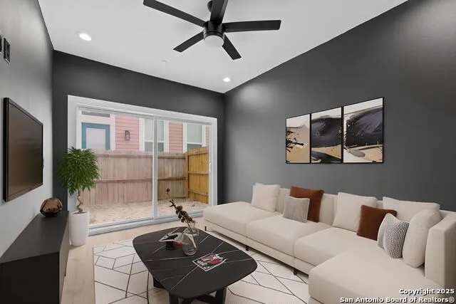 308 S Mesquite St #101 San Antonio, TX 78203