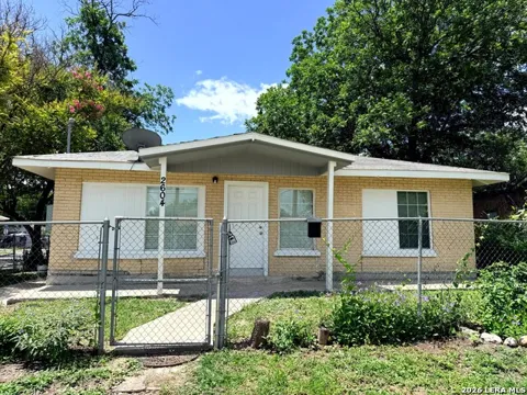 2604 Chihuahua Street