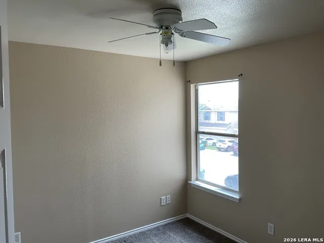 10802 Mathom Landing Universal City, TX 78148