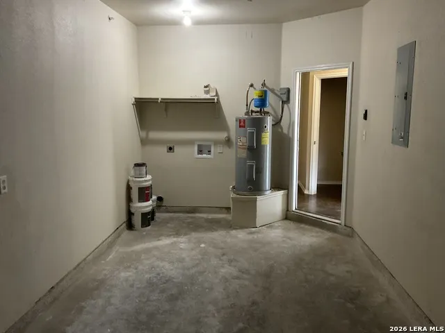 10802 Mathom Landing Universal City, TX 78148