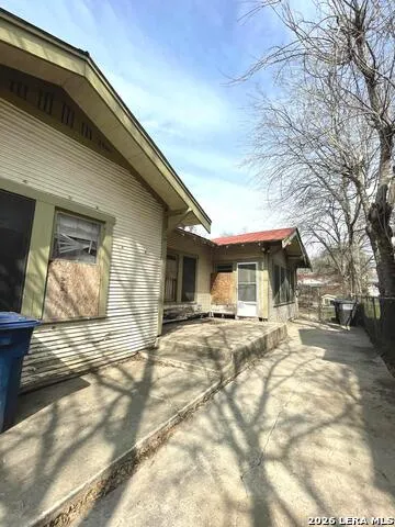 737 Porter st San Antonio, TX 78210