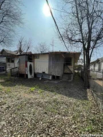 737 Porter st San Antonio, TX 78210