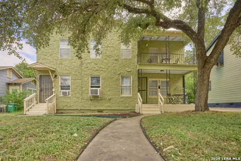 323 Claremont